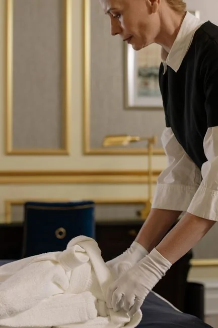 person-holding-white-ceramic-mug-ho-p7qlbewk